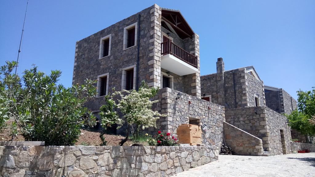 Arodamos Guesthouse Krousonas  エクステリア 写真